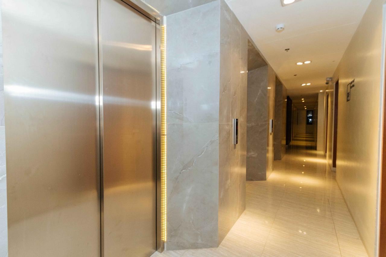 Reddoorz Premium Near Ust Hospital Otel Manila Dış mekan fotoğraf