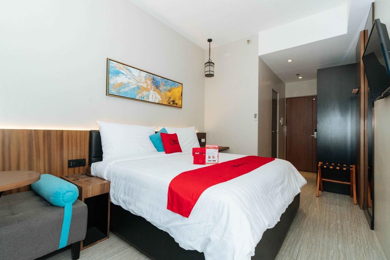 Reddoorz Premium Near Ust Hospital Otel Manila Dış mekan fotoğraf
