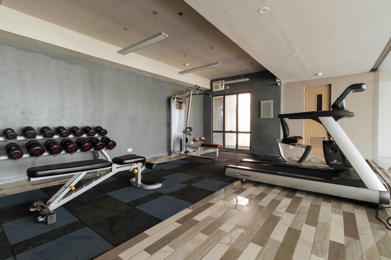 Reddoorz Premium Near Ust Hospital Otel Manila Dış mekan fotoğraf