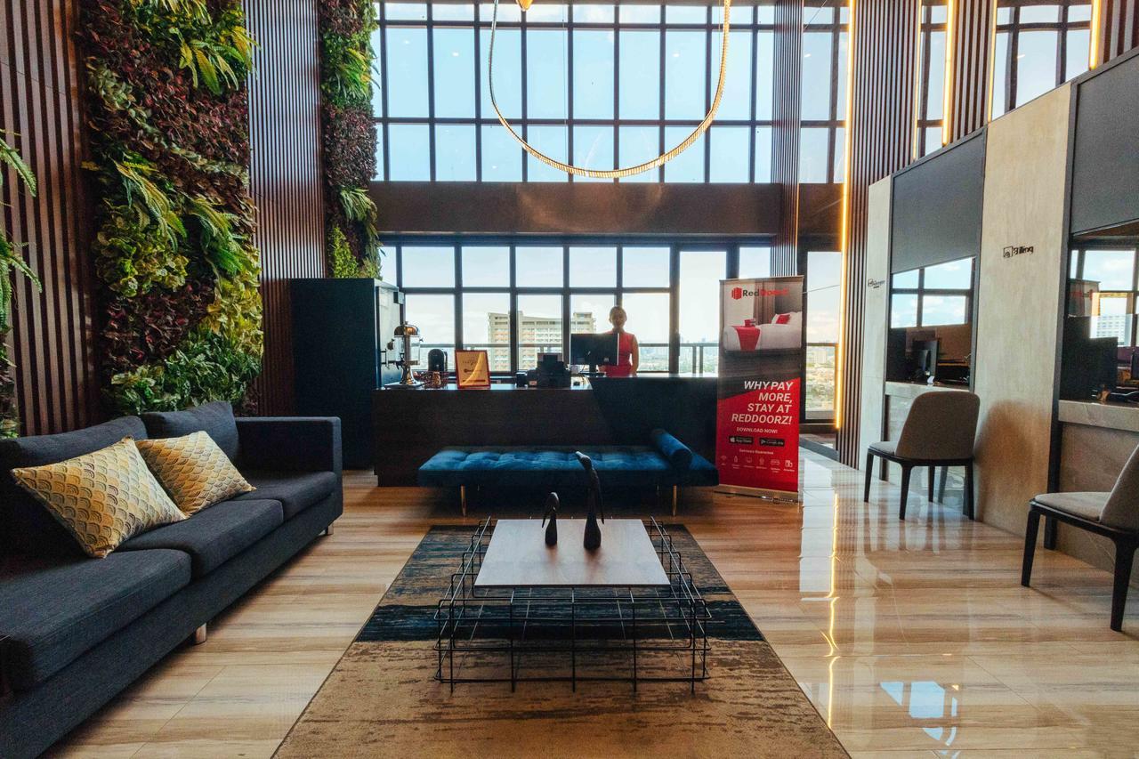Reddoorz Premium Near Ust Hospital Otel Manila Dış mekan fotoğraf