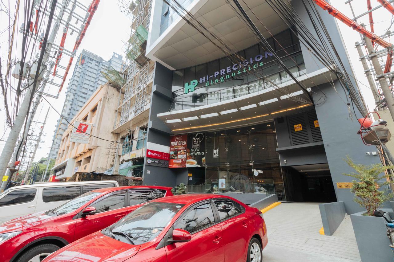 Reddoorz Premium Near Ust Hospital Otel Manila Dış mekan fotoğraf